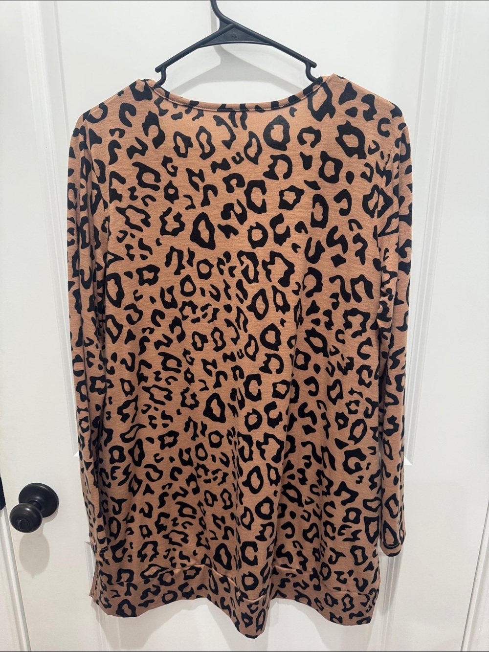 Tickled Teal Women’s Leopard V-Neck Long Sleeve Top - Brown/Black - Picture 3 of 3